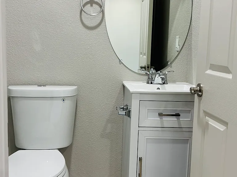 1552 S Dodd Dr — Photo 4
