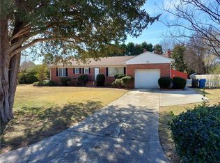 2333 Inlynnview Rd, Virginia Beach, VA 23454