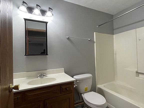 5th image of 4279 S Avery St
