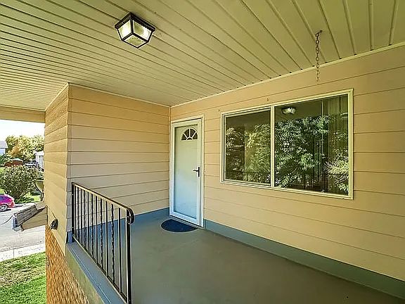 4th image of 9769 Orangewood Dr