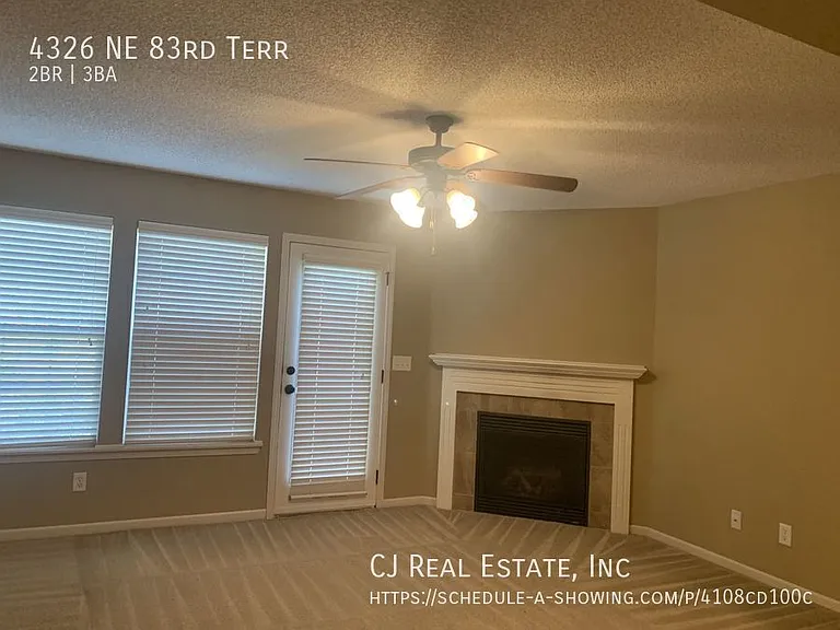 4326 NE 83rd Ter — Photo 2