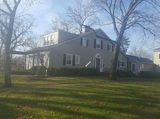 428 Fulton St, Geneva, IL 60134