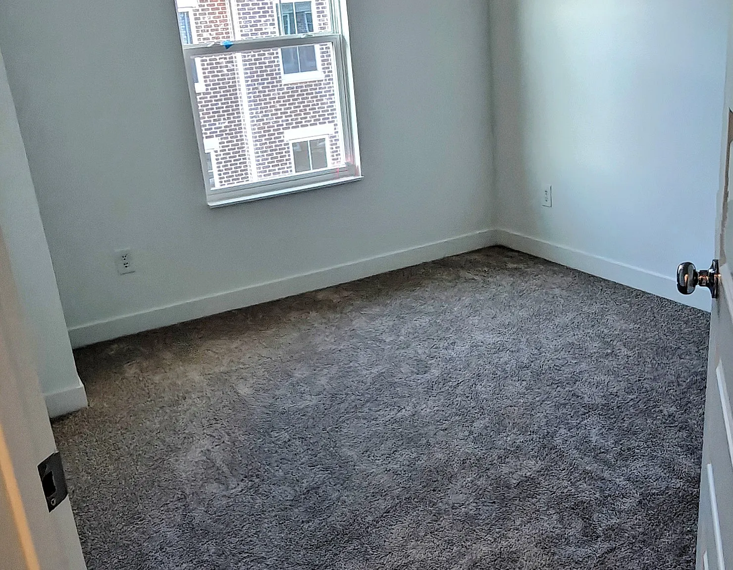 3 bed, 1710 sqft, $2,200 — Photo 3