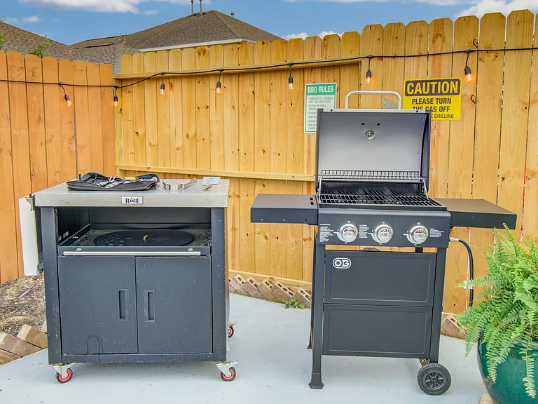 7207 Crescent Mills Dr — Photo 38