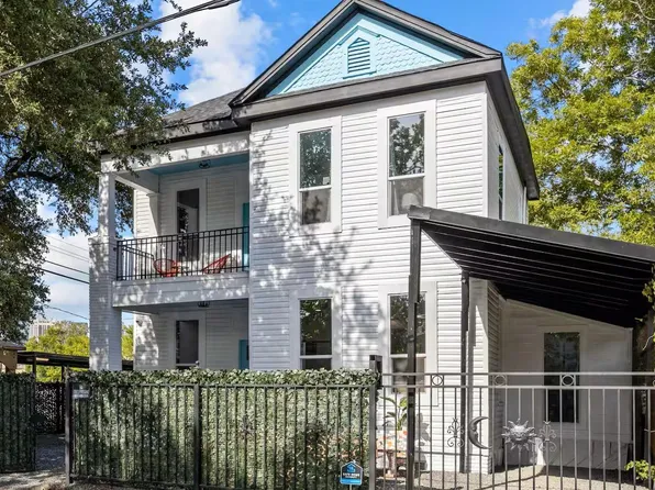1015 Brooks St, Houston, TX 77009