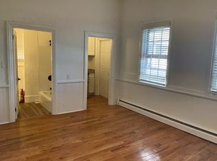 17 7th St #3, New Bedford, MA 02740