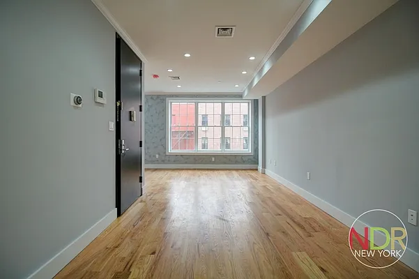 Rented by Next Door Realty NYC | media 36