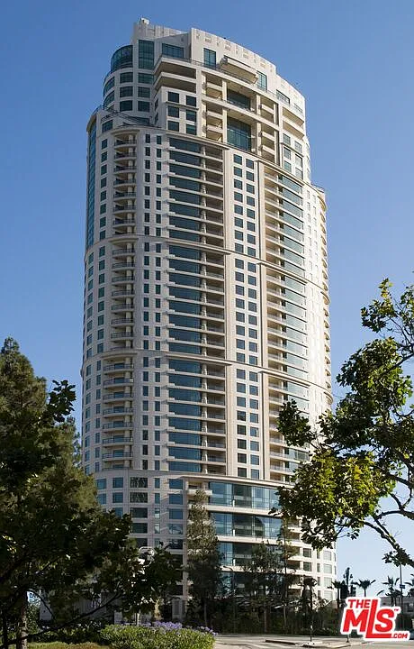 2 bed, 3.5 bath, 5320 sqft, $95,000 — Photo 1