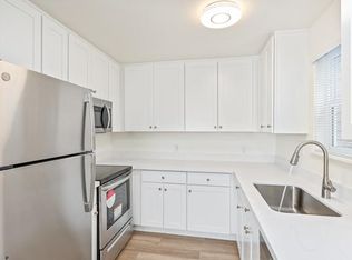 2739 NE 55th St #2739, Seattle, WA 98105