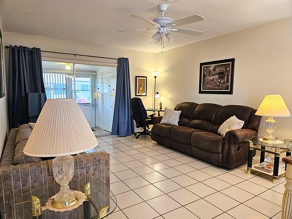 5th image of 2950 Crosley Drive E #C
