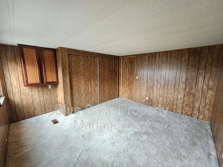 241 Evans Rd — Photo 18