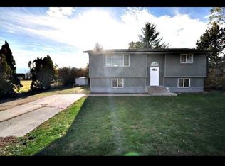 26806 E Ante Rd, Newman Lake, WA 99025