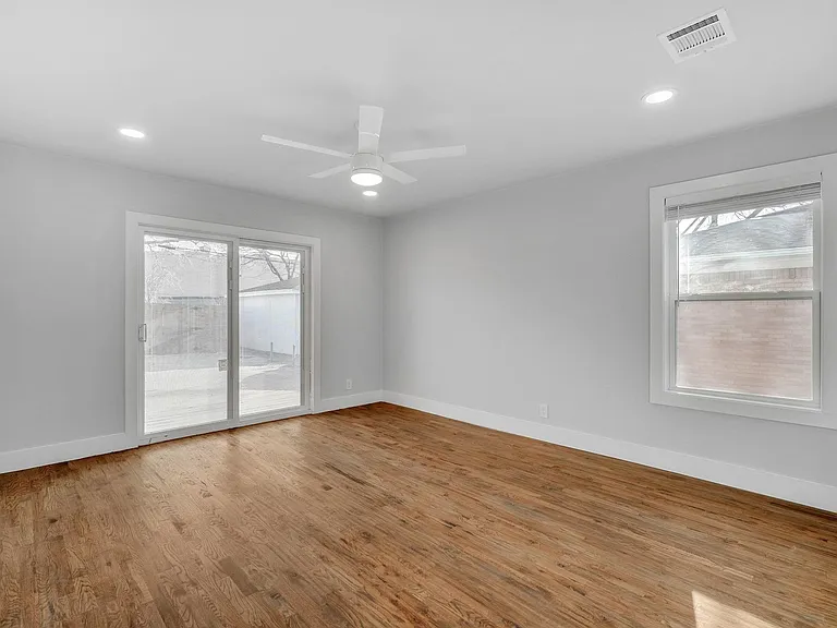 6449 Lontos Dr — Photo 16