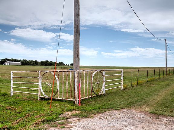 4th image of 7060 W Bois D Arc Ave