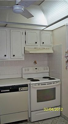 5th image of 601 NW 80th Ave APT 107