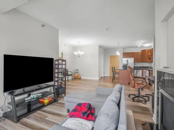 1155 Ford Rd APT 503, Saint Louis Park, MN 55426