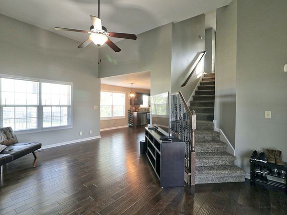 4th image of 1043 Dwight Eisenhower Way