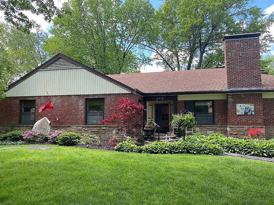 2nd image of 343 N Forsyth Blvd