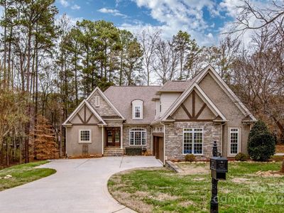 7957 Glen Abbey Cir, Stanley, NC, 28164