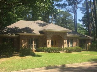 5460 Kaywood Dr, Jackson, MS 39211