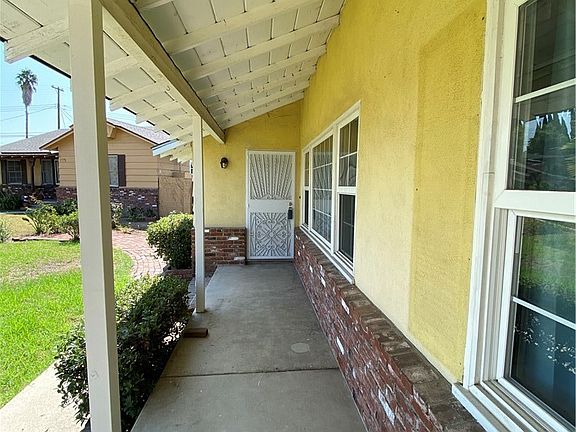 5th image of 729 S Heather Ln