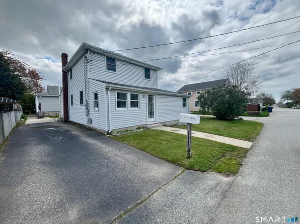 40 Portland Avenue, Old Lyme, CT 06371