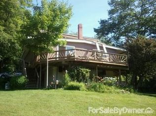 460 Downer Hill Rd, Springfield, VT 05156