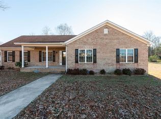 350 Pine Ridge Dr, Roanoke Rapids, NC 27870