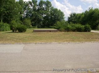 1136 Windmill Rd, Fayetteville, NC 28312