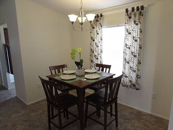 Dining Room with great space for your table