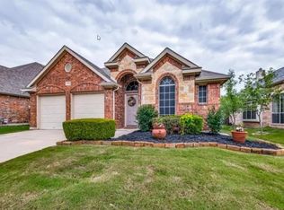 2552 Marina Dr, Grand Prairie, TX 75054