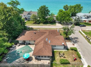 1501 Shore Dr, New Buffalo, MI 49117