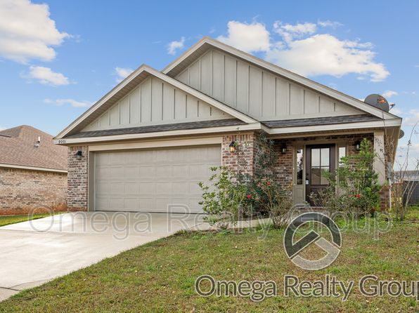 9001 Dawes Oak Dr