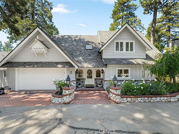 4th image of 316 John Muir Rd