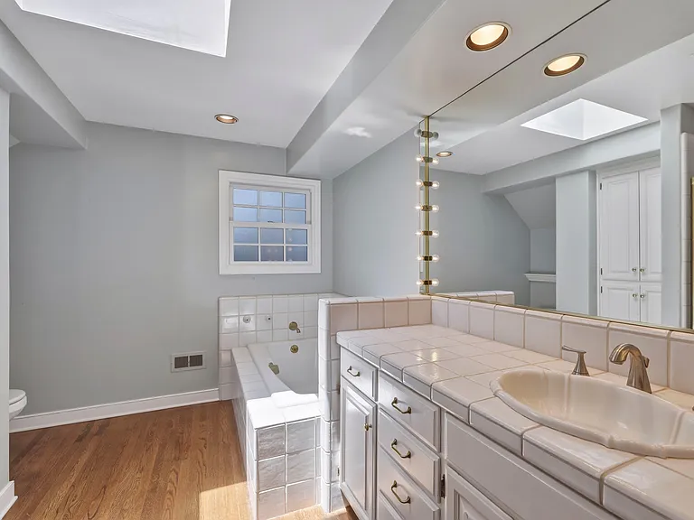 1437 Hamilton Ave — Photo 36