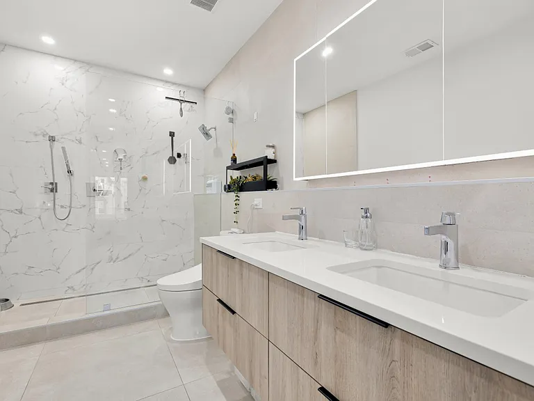 146A S St NW — Photo 22