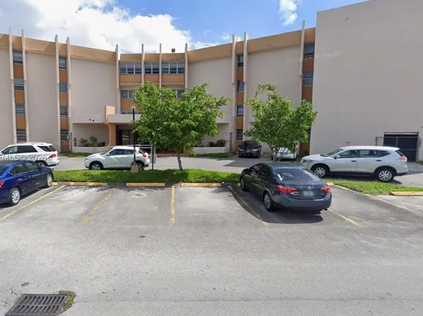 9678 Fontainebleau Blvd APT 311, Miami, FL 33172