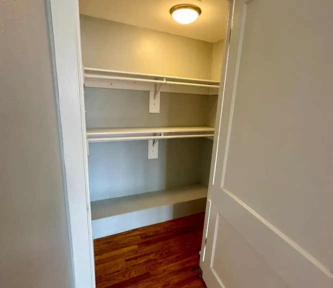4415 Pershing Ave — Photo 9