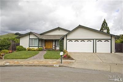 3rd image of 3427 Crestview Ct
