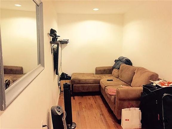 4th image of 25 Pell St APT 2F