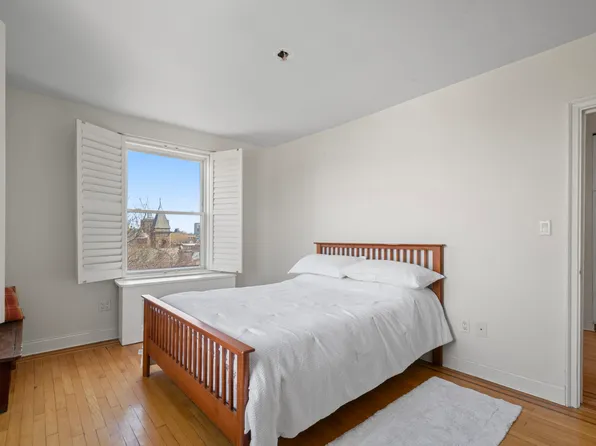 300 8th Avenue image 1 of 15