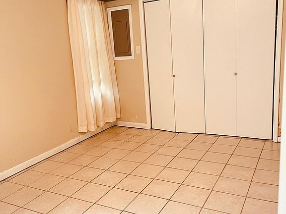 Entry level rec room