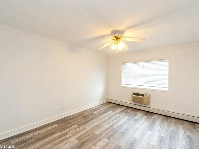 700 W Dempster St #G1 — Photo 10