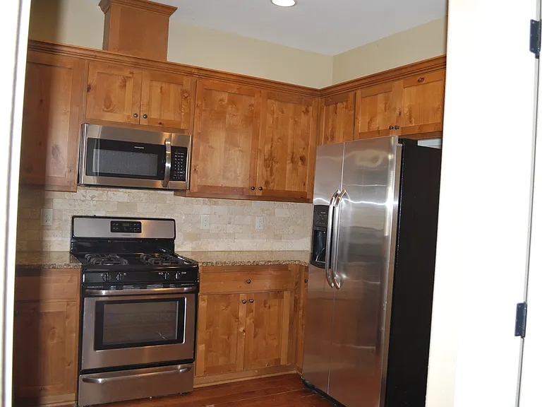 9706 NE 75th Way — Photo 5