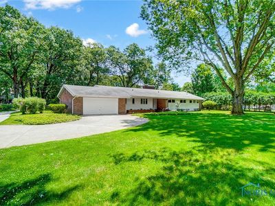 33 Parkwood Dr, Bowling Green, OH, 43402