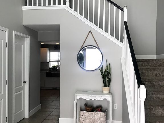 2nd image of 5658 Crystal Springs Pl NE