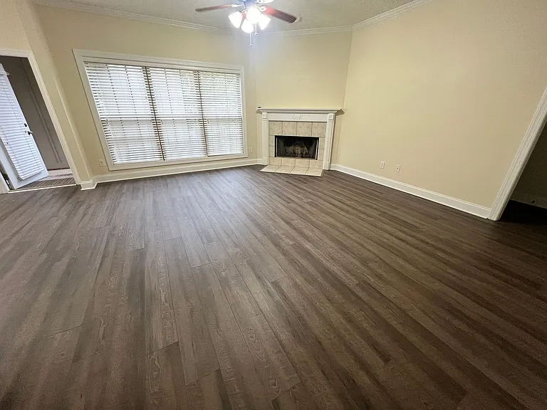 1630 Academy Dr #109 — Photo 7