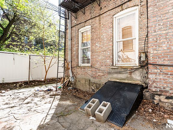 2nd image of 1308 Prospect Pl APT 1L