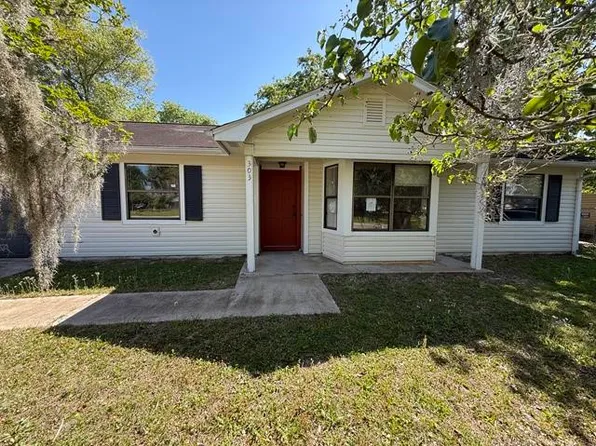 303 Sunnyside Dr, Saint Marys, GA 31558
