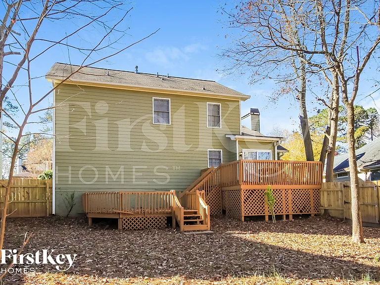 130 Whisperwood Ln NW — Photo 15